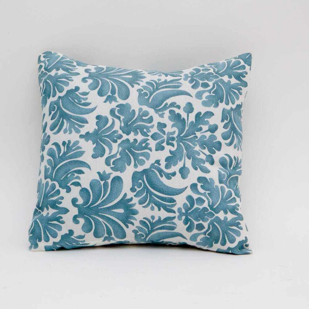 Renta de cojin estampado azul para decoracion de boda o evento puerto vallarta wedding