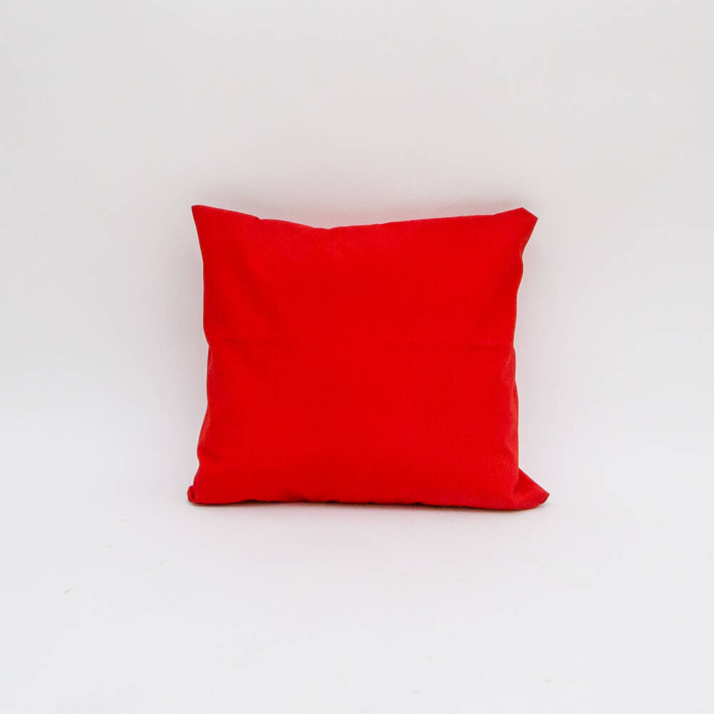 Renta de cojin liso unicolor rojo para decoracion de boda o evento puerto vallarta wedding
